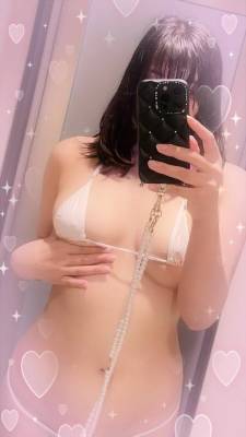 金井れみ 27歳