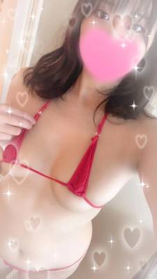 金井れみ 27歳