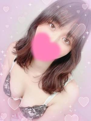 金井れみ 27歳