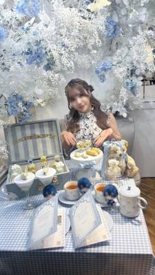小関みやび 30歳