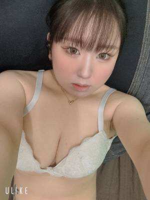 さや 23歳