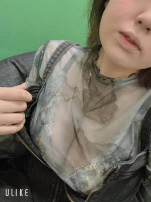 さや 23歳