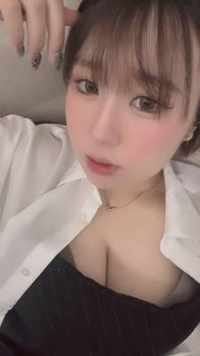 さや 23歳