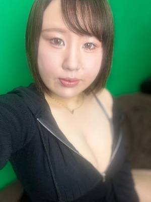 さや 23歳