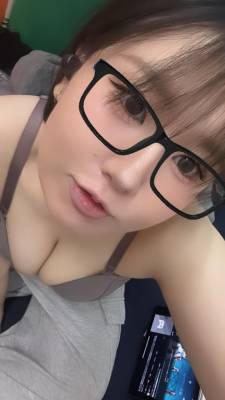 さや 23歳