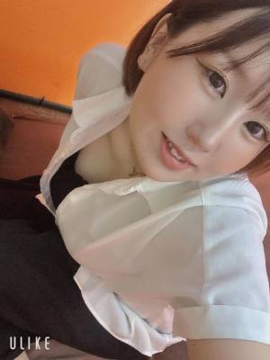 さや 23歳