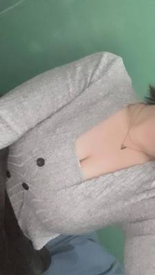 さや 23歳