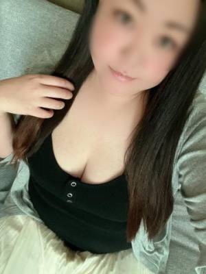 すずか 33歳