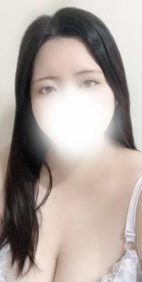 みな 23歳
