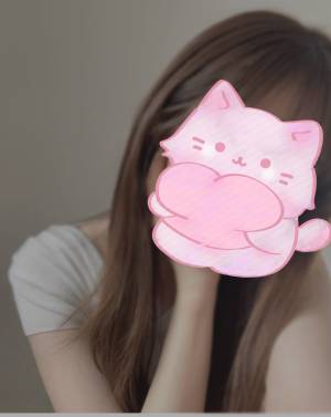 ももな 21歳