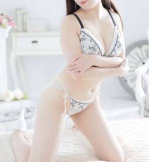 めい 22歳