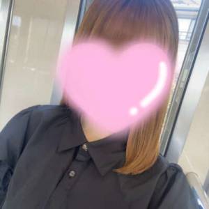 まな 24歳