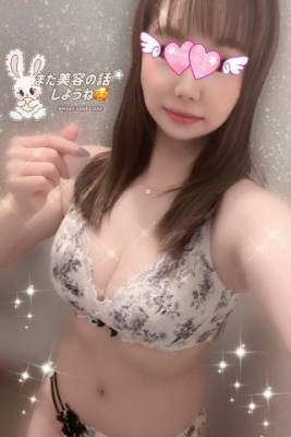 芹沢りり 31歳