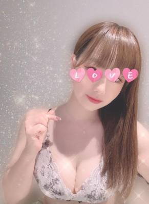 芹沢りり 31歳