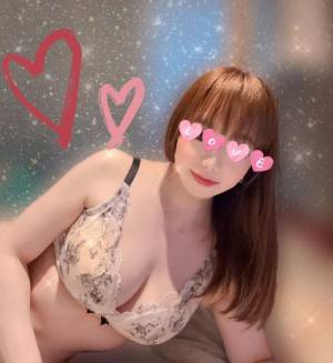 芹沢りり 31歳