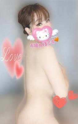 芹沢りり 31歳