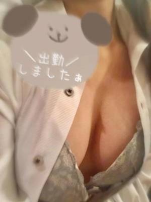 黒羽まふゆ 22歳