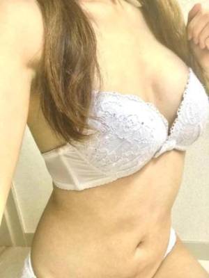 黒羽まふゆ 22歳