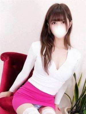 黒羽まふゆ 22歳