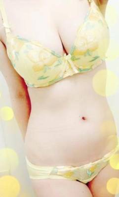 大塚せな 25歳