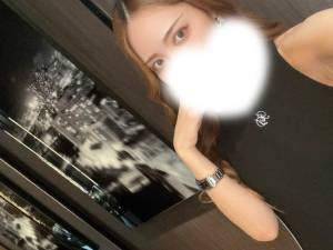 香月めい 32歳