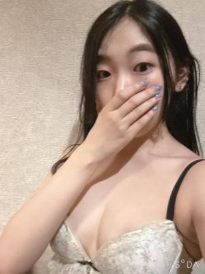 草木はつめ 23歳