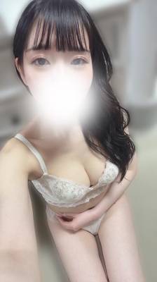花咲さくら 23歳