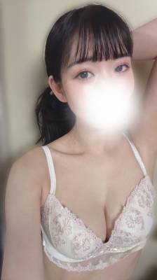花咲さくら 23歳