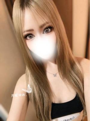 月城ゆめ 24歳