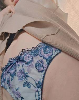 緋村いちか 32歳