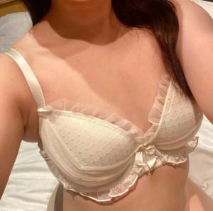 橘かんな 22歳
