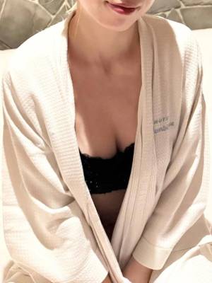 紫音みつき 27歳