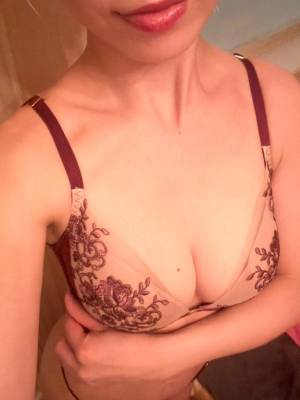 紫音みつき 27歳