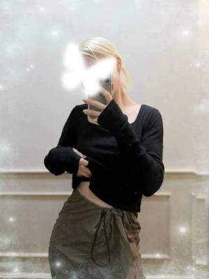 紫音みつき 27歳