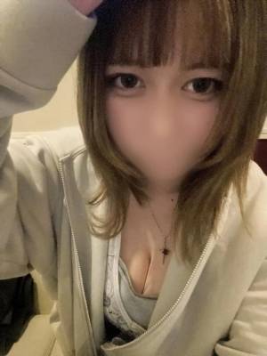 星宮あず希 22歳