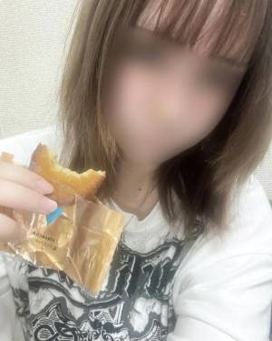 星宮あず希 22歳