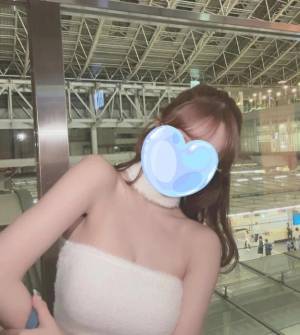 天堂りさ 27歳