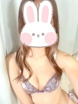 中須いつき 22歳