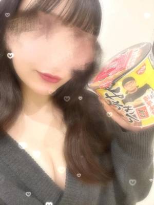 東雲ましろ 28歳