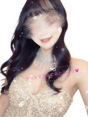 東雲ましろ 28歳