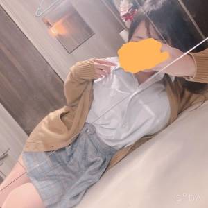 七篠むめい 19歳