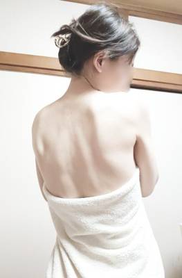 浅見ゆうな 41歳