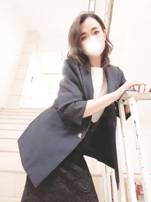 浅見ゆうな 41歳