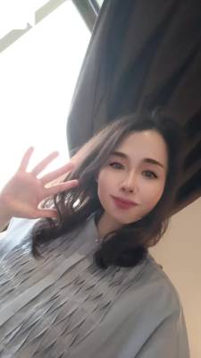 浅見ゆうな 41歳