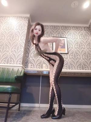 浅見ゆうな 41歳
