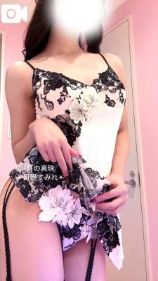 月野すみれ 28歳