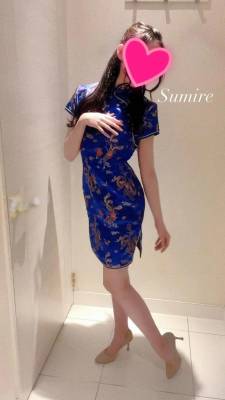 月野すみれ 28歳