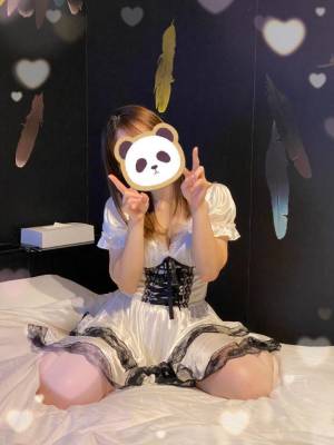 中岡うた 25歳
