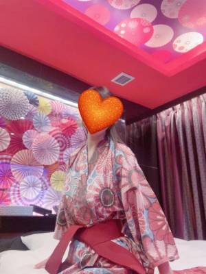 沢村ゆきな 44歳