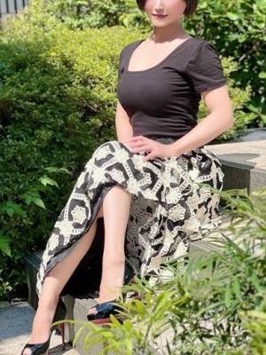 綾瀬まりな 30歳